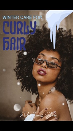 Winter doesn’t “dry out” curly hair — cold air steals moisture from it. ❄️ The secret isn’t more product. It’s layering water conditioning sealing in the right order. If your child’s curls feel crunchy, dull, or tangled by day two, this is your sign to shift from styling to hair care science. Healthy curls hold moisture — even in winter. Save this for your next wash day 🧼 El invierno no “seca” el cabello rizado — el aire frío le roba la humedad. ❄️ El secreto no es usar más producto, es aplicar