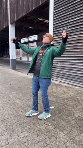 ALIEN ANT FARM on Instagram: "🌞❄️🌼🍁 SEASONS GREETINGS! #alienantfarm #summer #fyp"