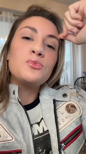 Lucile Dary | En navigateur privé h24 #comingoutstory #lesbien | Instagram