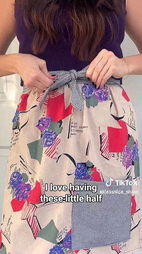 Lets make the easiest lil half apron! 🧑‍🍳🥖🪡 #sew #sewing #sewingtiktok
