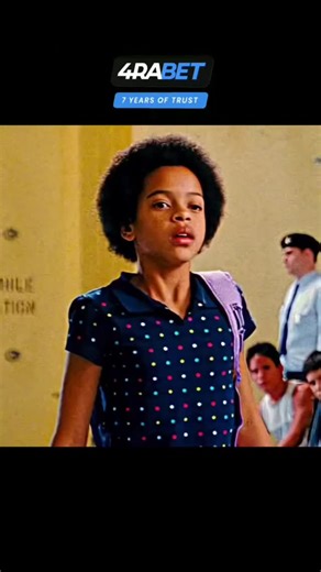 CINEMATIC MOVIE on Instagram: "Charlie and the Chocolate Factory (2005) | Violet Beauregarde's Blueberry Blow-Up: A Chewing Calamity 🫐💥​Violet Beauregarde (AnnaSophia Robb), the fiercely competitive and insatiably gum-chewing champion, has finally found a challenge worthy of her talents: Willy Wonka’s (Johnny Depp) revolutionary Three-Course Dinner Chewing Gum. 🍽️​Against the eccentric chocolatier's explicit warnings, Violet pops the experimental gum into her mouth. She's delighted as she tas