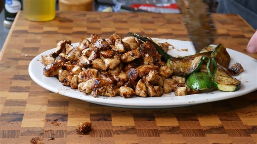 Easy Greek chicken recipe that tastes restaurant-quality