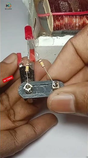 🕹️ DIY 220v AC Mains Power Indicator | 2 Pin Plug Indicator #MrCliator #Shorts