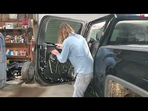 How to remove the door panel and door handle rear door 2014-2019 GMC/Chevy Trucks/SUV 1500/2500/3500