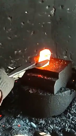 mini hammer forging process #forgedfromiron #handmade #machine #welding #copper