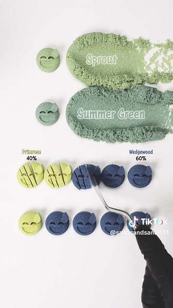 色の組み合わせ:クリームとネイビーの完璧なミックス✨