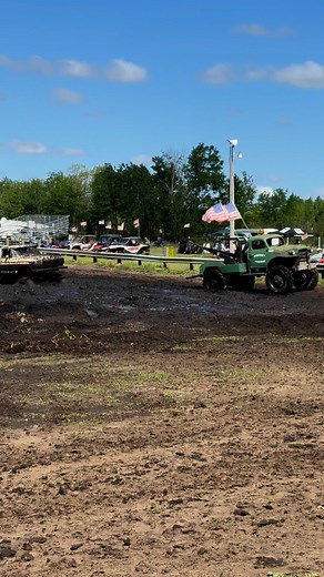 Wheels up tow 👊🏻👊🏻 #memorialdayweekend #mudfamily | MudFest Hillman