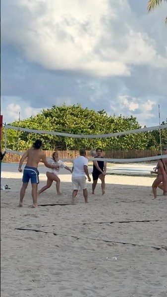 Beach volleyball At South Beach 🏝️