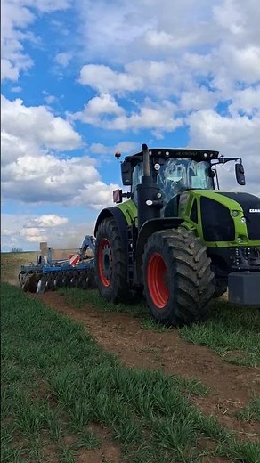 Claas Axion 950 + Lemken Rubin 10