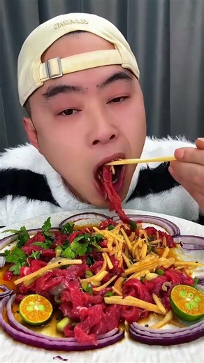 고베산 생쇠고기와 신선한 문어 시식 쇼, Raw Kobe beef & fresh octopus tasting show| LIN VLOG먹방 #11686