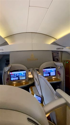 Emirates B777 first class suits. #emirates #flight #travel #sky #youtube #youtuber #short #shorts
