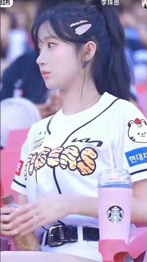 Korean cheerleader Lee Ju Eun/치어리더 이주은/ 李珠恩 / Pikki Pikki / Kia Tigers / KBO
