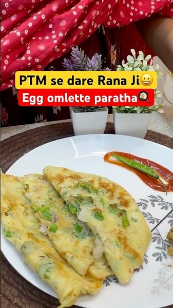 PTM se Pehle Banaya Quick Omelette Paratha🍳 | 5 Minute Breakfast Recipe #egg #eggrecipe #ytshorts