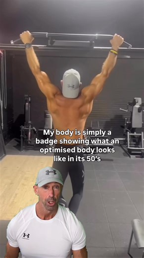 MY BODY ISN’T BUILT BY HOURS IN THE GYM .. OR BY BEING VAIN ! It’s built from being strategic as a Man in his 50’s It’s built as a Badge that simply shows a Strong optimised body over 40 .. 👉 45–60 mins 👉 3–4x per week 👉 Exercise with Intent 👉 Recover properly 👉 Fix hormones, gut health & stress 👉 NOT MORE PUNISHMENT Most men over 40 don’t need more gym time They need - - STRATEGY - STRUCTURE - SCIENCE BASED METHODS DM “UPGRADE” if you’re done guessing & spinning your wheels going nowhere 