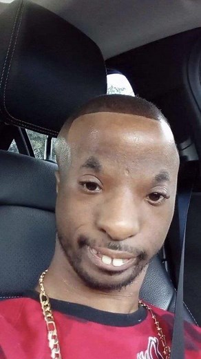 Funniest Memes Ever on Instagram: "Want to earn a million in 2024? Here are the top 5 promising remote business ideas: 1. Freelancing and Consulting: -Content writing -Copywriting -Graphic design - Branding services 2. E-commerce and Dropshipping: -Start an online store -Sell products without holding inventory 3. Online Coaching and Courses: -Share your expertise - Create and sell courses 4. Digital Marketing and Social Media Management: -SEO -Content marketing -Paid advertising -Social media ma