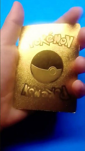 Pikachu VMAX rainbow Golden card 310hp..