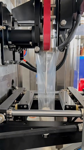 4.2K views | Instant Milk Powder VFFS Packing Machine 拏✨ clean, fast & accurate powder packaging. This machine handles it all automatically — forming the bag, weighing, filling, and sealing. Perfect for instant milk powder, coffee powder, protein blends, flour and more. Great choice for food factories and private label brands #milk #packingmachinemanufacturer #machine #VFFS #business #packingmachine | Haiyin Chen | Facebook