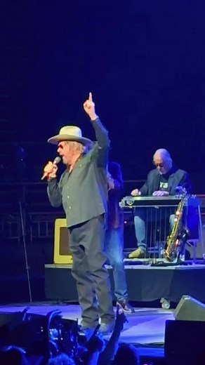 Hank Williams Jr. Performs Weatherman in Biloxi, MS