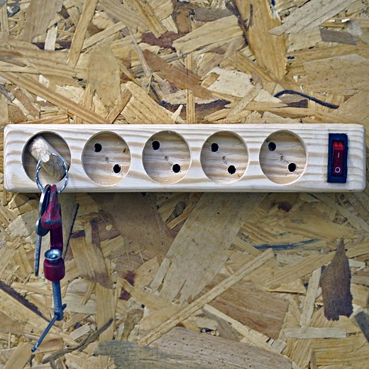 8.3M views · 10K reactions | Wooden Extension Cord For Organizing Keys | DIY & Crafts | Facebook