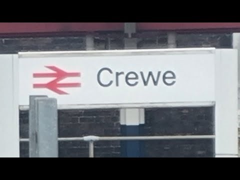 trains at Crewe live
