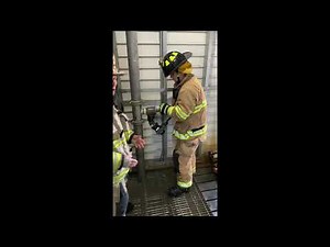 Stamford FD Standpipe Operations - Outlet Set-Up and Establishing Pressure