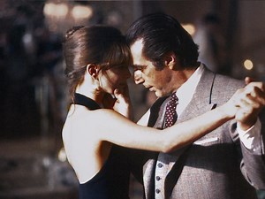 Perfume de Mujer - Apple TV