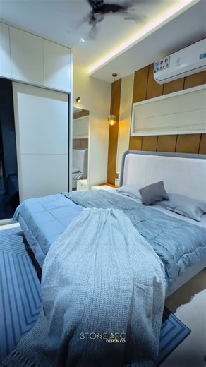 stone arc design co. on Instagram: "Beautiful Bedroom Design🥹😍 . . . . . Bedroom renovation that transforms comfort, layout, and everyday living. This bedroom renovation focuses on smart space planning, material selection, lighting, and modern finishes to create a calm and functional interior. Designed and executed with attention to detail for a clean, contemporary bedroom experience. STONE ARC DESIGN CO. handles complete bedroom renovation, interior renovation, and home remodeling projects wi