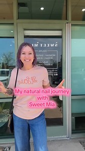 Going back to natural nails! 💅🏻 Sweet Mia Nail Spa 📍 13275 Manchester Rd., Des Peres, MO 63131 My non-toxic treatments: 🫧 mani pedi 🫧 shoulder and scalp massage 💆🏼‍♀️ 🫧 hot stone massage 🫧 a homemade warm paraffin treatment 🫧 hot towel wraps 🫧 blissfully relaxation | Sierra Zagarri