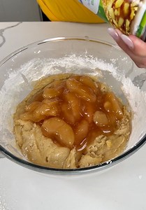 25K views · 1.4K reactions | easy apple cake! y'all, this apple pie cake is so good! | This Y'all Life | Facebook