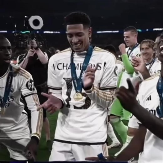 Bellingham reverse 😍🥹 || #Bellingham #reverseedit #smoothedit #judebellingham #algorithm