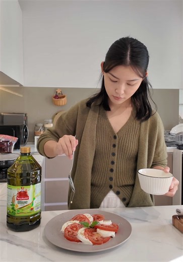 Kết hợp tinh hoa, nâng tầm sống khoẻ #Neptune #NeptuneOliveLight #KếtHợpTinhHoa #2LoạiDầuCaoCấp #DầuOliuvàDầuGạoLứt