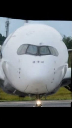 A350 Does the Lambada! ✈️💃 | Kaoma x Aviation Latin Dance Meme