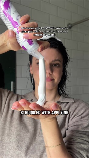 Achieving Great Hair Definition with Mousse and Gel Pomade