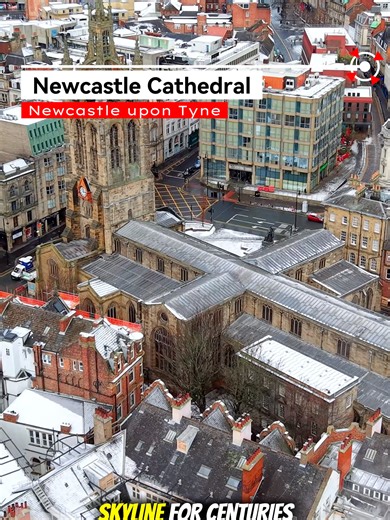 Newcastle Cathedral in snow ❄️ Cathedral Church of St Nicholas - 14th-century body, Lantern Tower built 1448 (funded by Robert and Alice Rhodes). For centuries, a light burned up there as a beacon for ships on the Tyne. #NorthernPerspectives #NewcastleCathedral