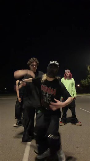 ibskibidi (@ibskibidi)’s videos with I'm Gonna Show You Crazy - Bebe Rexha