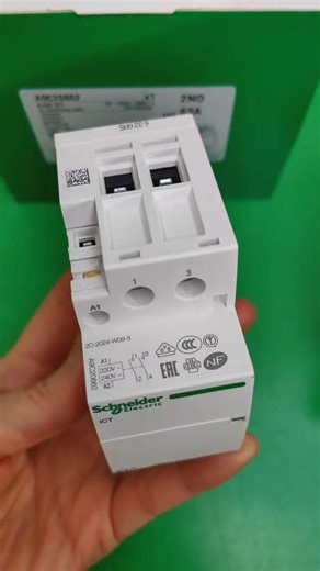 #Schneider ICT63A #Contactor The Schneider ICT63A is a modular AC contactor under Schneider #Electric's Acti9 series. It has a rated current of 63A and is specifically designed for residential and similar scenarios. It is suitable for remote control of motor control, lighting, and heating equipment. The Schneider ICT63A Contactor is a highperformance, compact modular contactor. It is designed for residential and light commercial applications, with a rated current of 63A (AC7a) and multiple conta