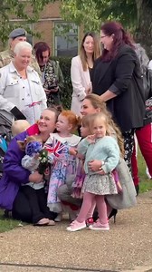 #PrincessKate was welcomed by an adorable group of girls during her visit to RAF Coningsby ! | Kate Middleton