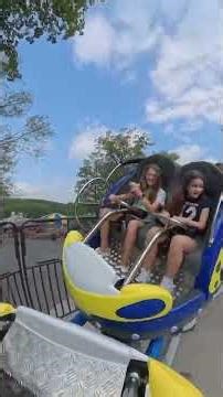 Crazy 8 Spin Coaster at Quassy Amusement Park VERTICAL POV