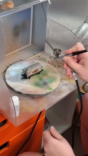 Airbrushing in model making: a real asset or too technical a tool? 🤔 #train #painting #creative