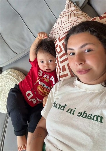 Pum fedido? Reação engraçada com essa carinha perfeita