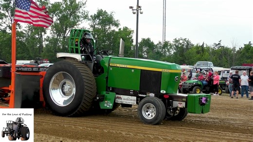 DCTPA Dayton OH #tractorpulling #truckpulling #pulling #fortheloveofpulling | For The Love Of Pulling | Facebook
