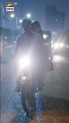 Sara & Zaheen | 𝐁𝐄𝐒𝐓 𝐌𝐎𝐌𝐄𝐍𝐓 #WohPagalSi #HiraKhan #Shorts #ARYDigtial