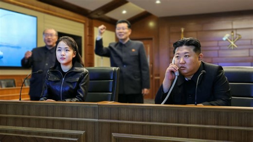 Kim Jong Un watches missile tests amid U.S.-South Korean military drills