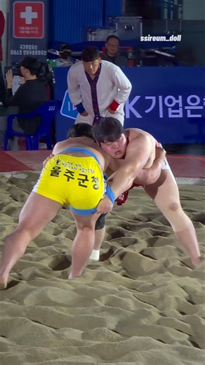 26-03-28 Yeongam County Folk Wrestling Team Kim Min-jae vs. Ulju County Office Hong Ji-heun / Dan...