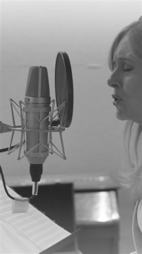 Denise Parroco on Instagram: "What the studio sounds like🎶🎹📝 If you were in the studio with us, this is what you would hear and see during the recording process…isolation of musicians, a click track, some very dry boring sounds. And then you walk into the control room and VOILA! It all comes together. I got to record with some fabulous guys on this song. Seen here: @vincentgraymusic (piano), @chris_hardy_music (bass), @dalefratianne (drums) and @jimparroco (engineer/producer). Not shown: @pkw