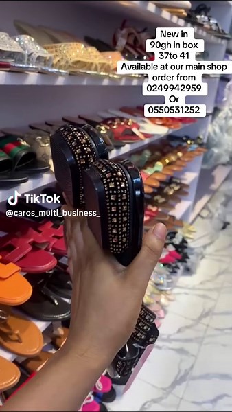 New in 90gh in box 37to 41 Available at our main shop order from 0249942959 Or 0550531252