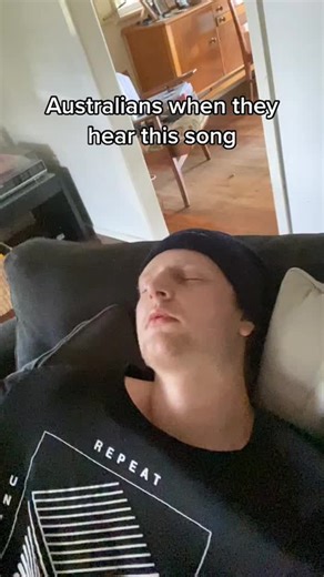 Aussie Guys Nutbush Dance in Paris