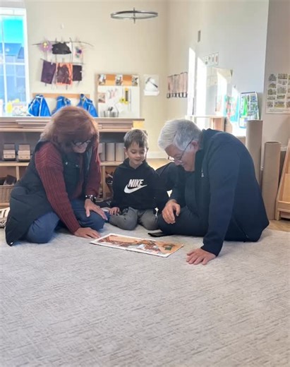 Grahams with Grams and Gramps confirms why intergenerational relationships are meaningful and important. Seeing the close-knit bonds between family members and the joy radiating from every classroom makes this annual event one of our favorites. Thank you to the grandparents that joined us this morning. Thank you also to our neighbors from @hubbard_hill who came to stand-in for the grandparents that couldn’t make it. We hope you all enjoyed the morning as much as we did. ❤️ | The Early Learning C