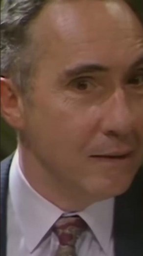 Revisiting Yes Minister: Sleeping Habits in the Cabinet #shorts #britishcomedy #satire #political