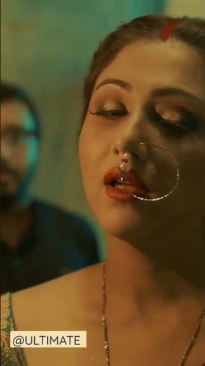 Girl asked men to open her Blouse 👚 🙄 || Hot scene from web series #shorts #ytshortsindia